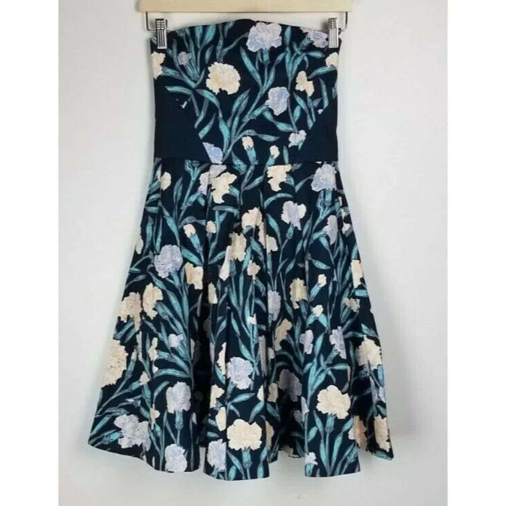 French Connection Sz. 2 Carnation Floral Strapless Short Dress W/ Pockets NWT - Picture 2 of 7